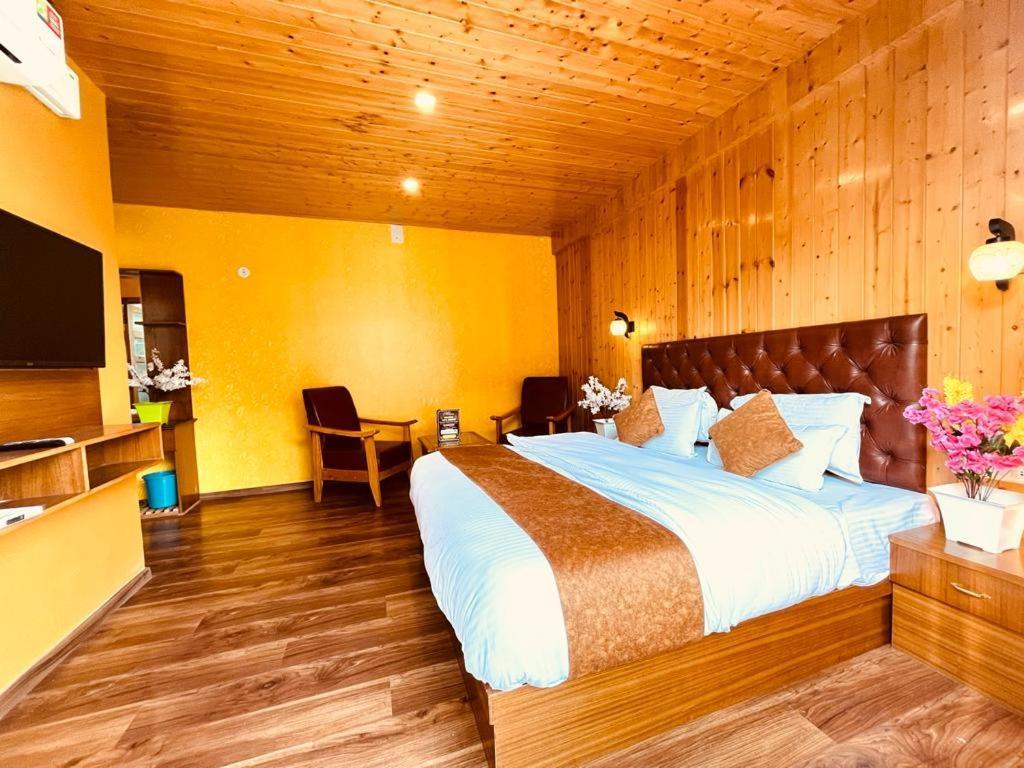 Tata Vista Resort Mall Road Manali - Centrally Heated & Air Cooled Екстериор снимка